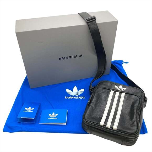 Balenciaga x adidas Small Crossbody Messenger Bag/Shoulder Bag, Leather, 7218... - Picture 9 of 9